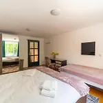 Private In The Historic Center *