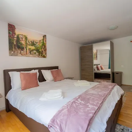 Private In The Historic Center Cluj-Napoca