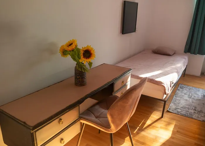 Βίλα Private In The Historic Center *