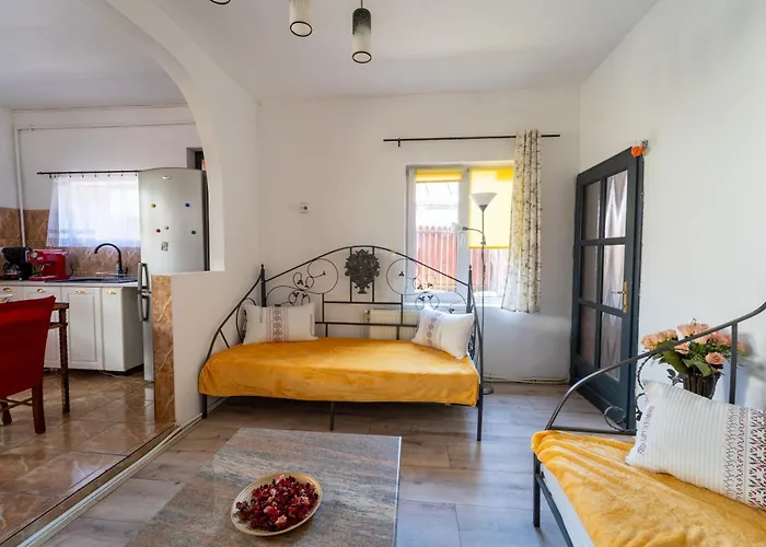 Βίλα Private In The Historic Center *