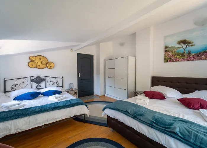 Private In The Historic Center *